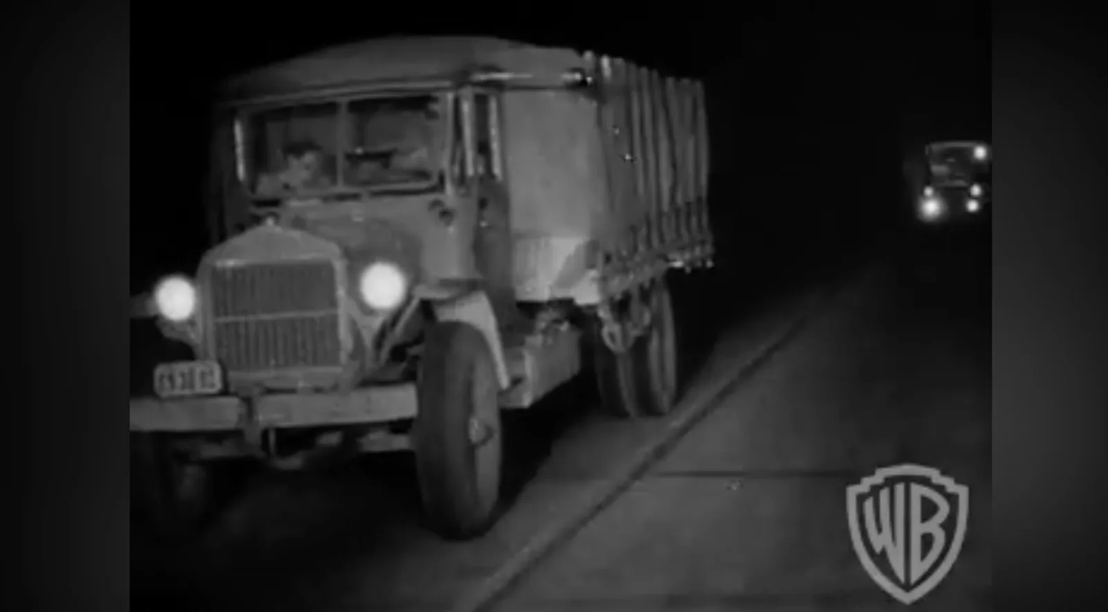 15 легендарных фильмов про дальнобойщиков и грузовики